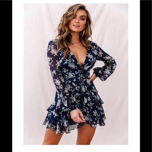 Selfie Leslie long sleeve dress